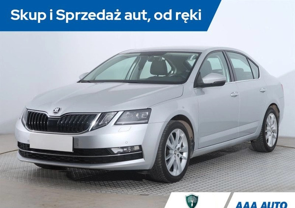 Skoda Octavia cena 72000 przebieg: 110208, rok produkcji 2018 z Łazy małe 277